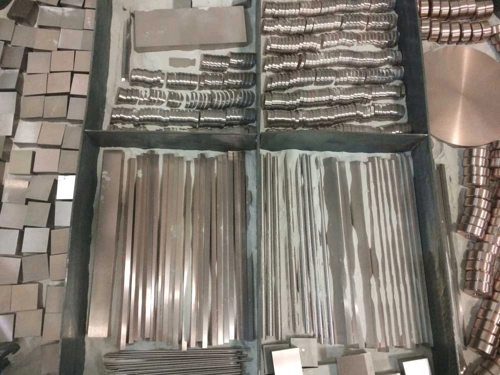 Products from tungsten-containing alloys