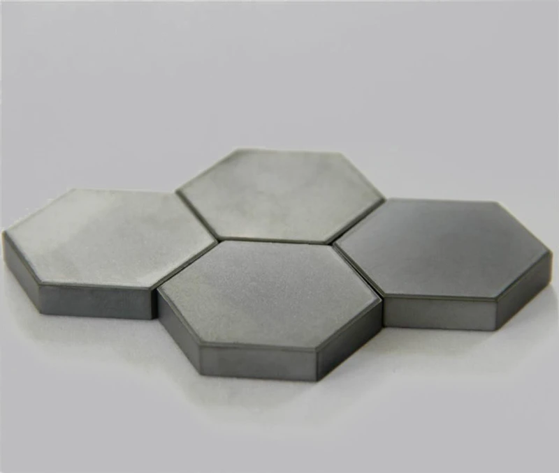Ceramic products based on silicon carbide (SiC)