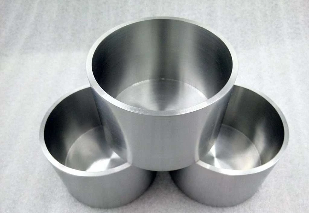 Tungsten crucibles
